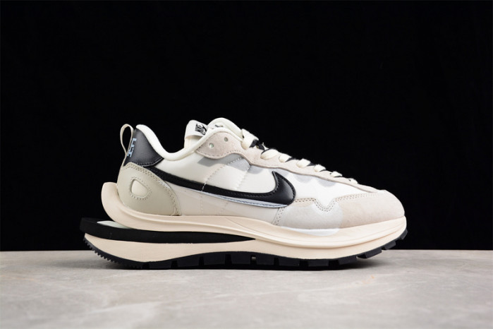 sacai x vaporwaffle dd1875-101